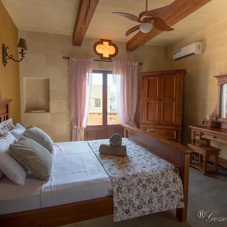 Mandolina Casa * Gharb (Gozo)